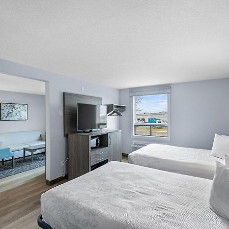 Emerald Hotel & Suites Calgary Airport Eksteriør billede