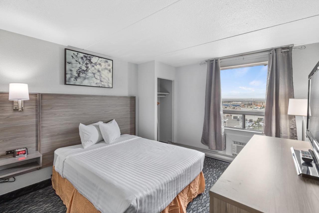 Emerald Hotel & Suites Calgary Airport Eksteriør billede