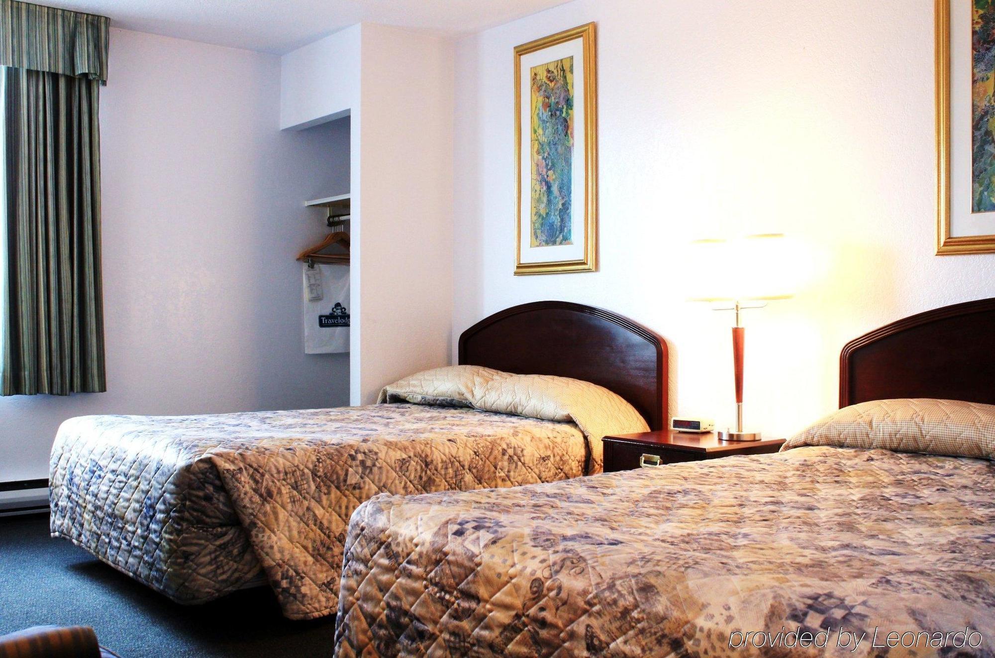 Emerald Hotel & Suites Calgary Airport Værelse billede